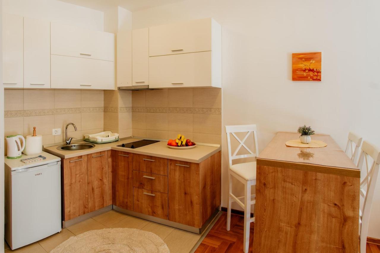 Peace 2 Apartments With Parking Budva Dış mekan fotoğraf